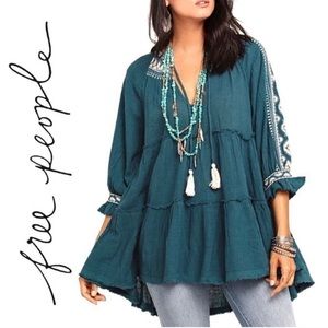 Free People embroidered and tiered lovely boho mini dress/tunic